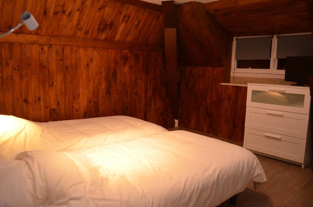 Auberge Du Lac Hotell Marcilly-sur-Tille Rom bilde