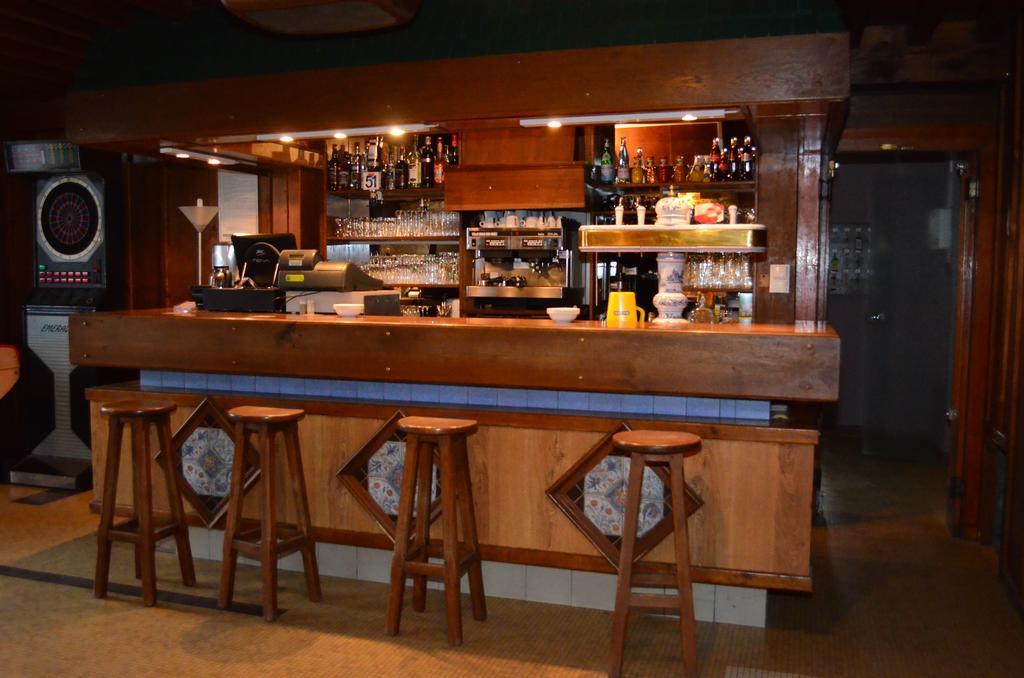 Auberge Du Lac Hotell Marcilly-sur-Tille Eksteriør bilde