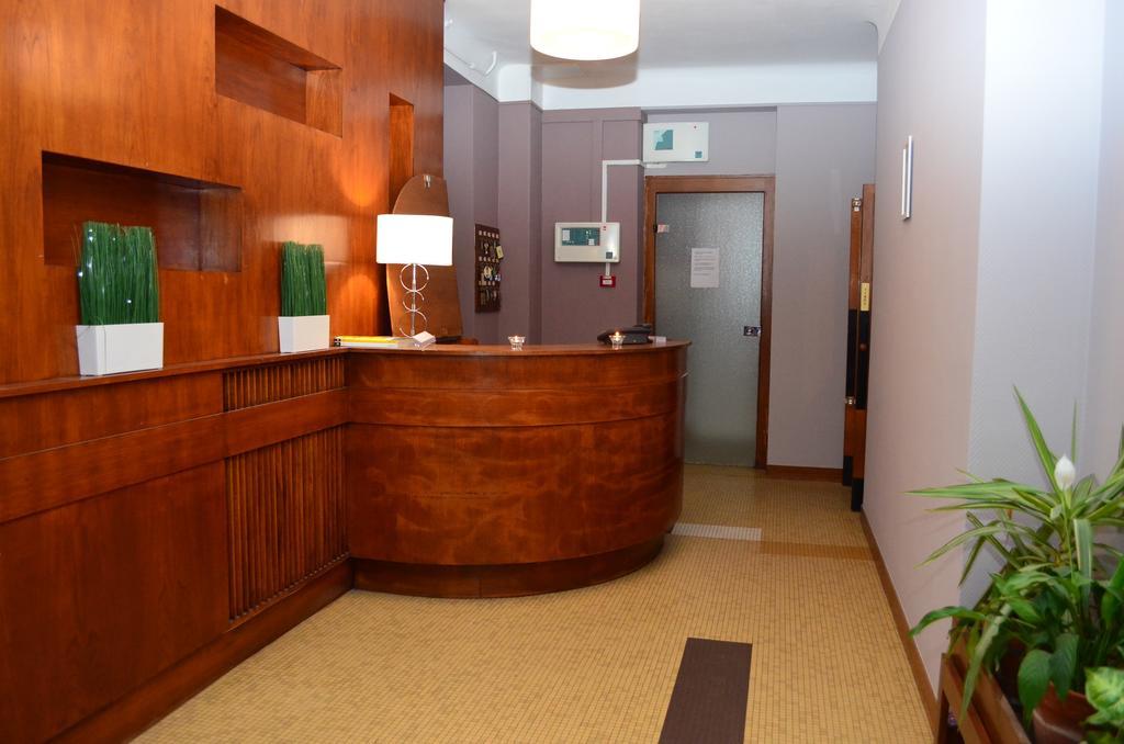 Auberge Du Lac Hotell Marcilly-sur-Tille Eksteriør bilde